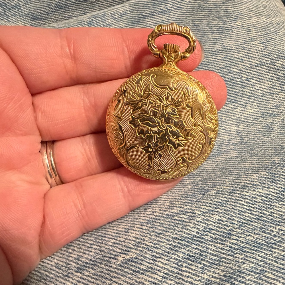 Vintage Gold Floral Pocket Watch Pendant